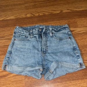 Old Navy Shorts Light Wash